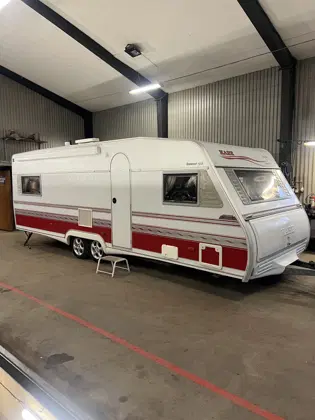 KABE Diamant GLE KZ 2000 – exceptionellt fint skick, nybesiktigad och många nya delar!